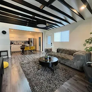 Memorable Renovated 1br Unit By The Pool Los Angeles